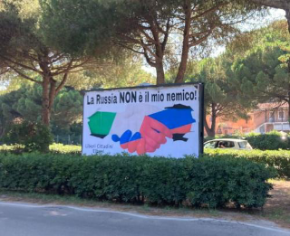 Pesaro - Manifesti in alcuni comuni: “La Russia non è mio nemico”