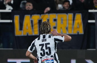 Ascoli-Livorno 3-1: i bianconeri accorciano su secondo e primo posto