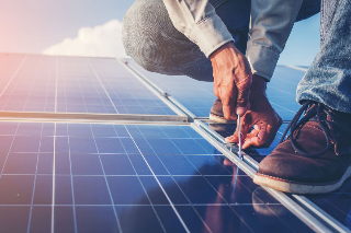 Dai rifiuti all’energia: il fotovoltaico che rigenera i territori - solexpert.it