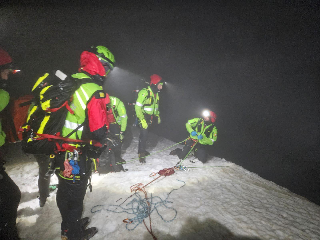 Montemonaco - Parapendista polacco soccorso nella notte sui Sibillini: recupero complesso in alta quota
