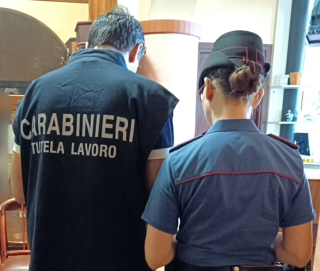 Ancona - Controlli nei locali vicino alla stazione, riscontrate violazioni igienico sanitarie e  sicurezza sul lavoro