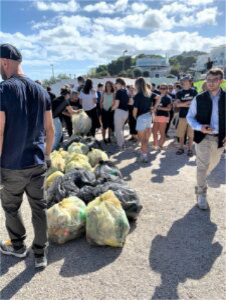 Ancona - Grande successo per la raccolta di mozziconi di sigaretta al Passetto: 126 kg di rifiuti raccolti