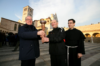 A 78 anni di corsa da Loreto a Lourdes per dire “grazie alla Madonna”