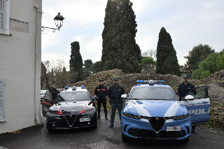 Fano - Cocaina nascosta nel poggiatesta dell’auto, polizia e carabinieri arrestano 37enne del Kosovo