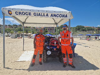 Falconara – Colpito all’addome in spiaggia, soccorso dai sanitari in Quad