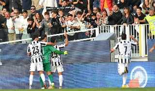 Ascoli esagerato: cinquina al Pontedera in un Del Duca sold out
