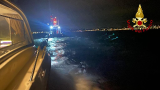Senigallia – Soccorso per imbarcazione in avaria con due persone a bordo