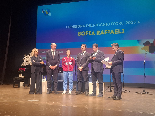 Senigallia – Celebrata la Giornata delle Marche con Picchio d’oro a Sofia Raffaeli