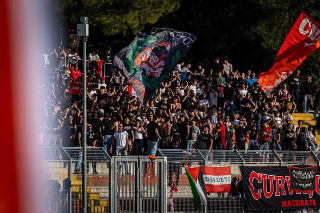 Maceratese, altri 500 biglietti per lo spareggio ad Ancona