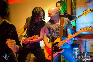 Musica - Camerano e Grottammare: weekend esplosivo per i Distretto 13