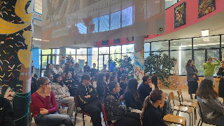 Giulianova - Cassetta della posta, a scuola, contro il disagio giovanile