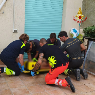 Paura a Porto Sant’Elpidio, bambino si sporge e cade dalla finestra