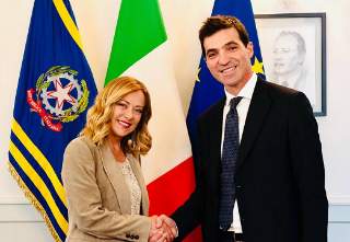 Sanigallia - Arianna Meloni: "Acquaroli per le Marche è come Giorgia per l’Italia"