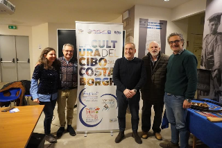 San Benedetto - Anteprima con tanta gente al Museo ittico per Anghiò, Festival del Pesce Azzurro